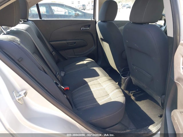 Chevrolet Sonic Lt Auto 2016 1G1JC5SH6G4117072 Image 8