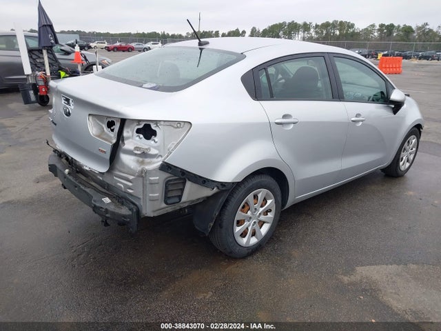 KIA RIO LX 2015 KNADM4A31F6502587 Image 4