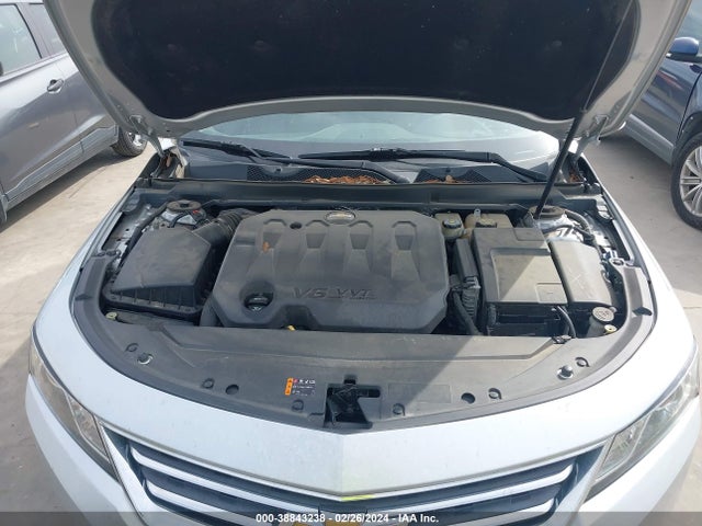 Chevrolet IMPALA 1LT 2018 1G1105S30JU113278 Image 10
