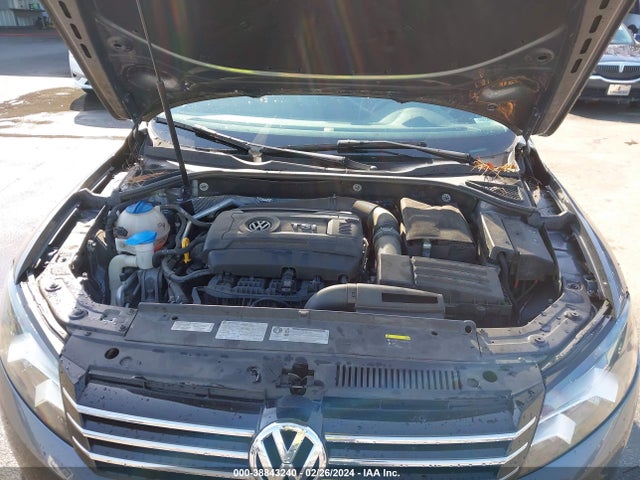 1VWAS7A32FC112979 Volkswagen Passat 1.8t Limited Edition
