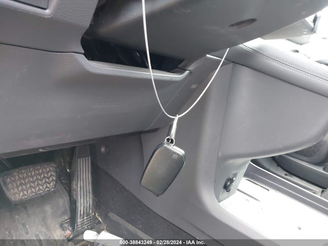 Toyota SIENNA XLE 2022 5TDYRKEC2NS116201 Image 11