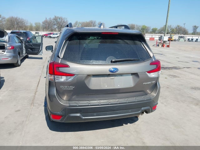Subaru Forester Limited 2020 JF2SKAUC7LH570095 Image 16