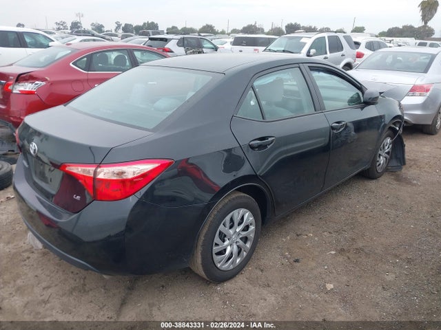 Toyota COROLLA LE 2017 5YFBURHE5HP668072 Image 4