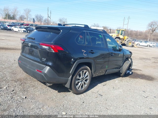 Toyota Rav4 Xle Premium 2023 2T3A1RFV9PC372999 Image 4