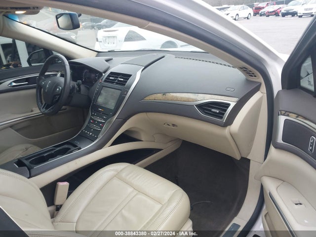 2013 LINCOLN MKZ VIN: 3LN6L2G95DR827673