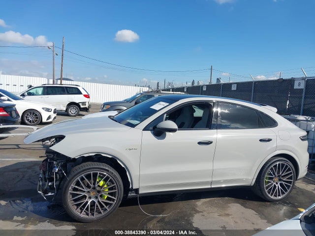 Porsche Cayenne E-hybrid Coupe Platinum Edition 2022 WP1BE2AY2NDA51265 Image 15