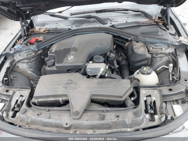 WBA8A9C53JAH13823 BMW 320i