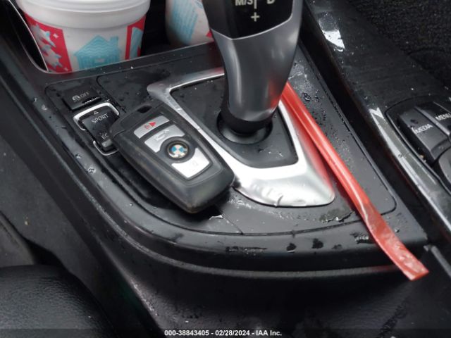 WBA8A9C53JAH13823 BMW 320i