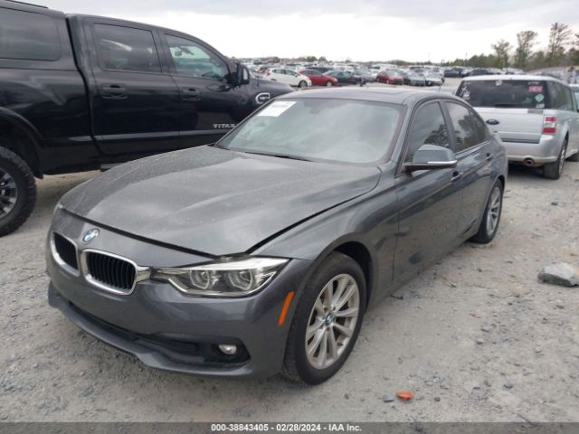 WBA8A9C53JAH13823 BMW 320i