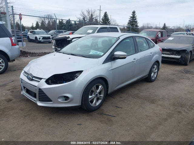 Ford FOCUS SE 2014 1FADP3F22EL245515 Image 2