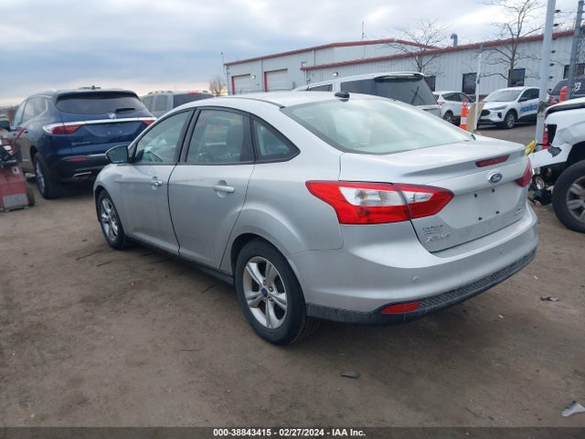 Ford FOCUS SE 2014 1FADP3F22EL245515 Image 3