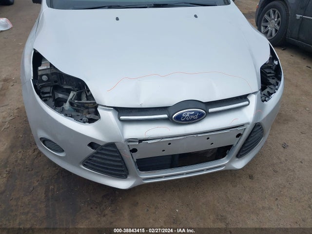 Ford FOCUS SE 2014 1FADP3F22EL245515 Image 6