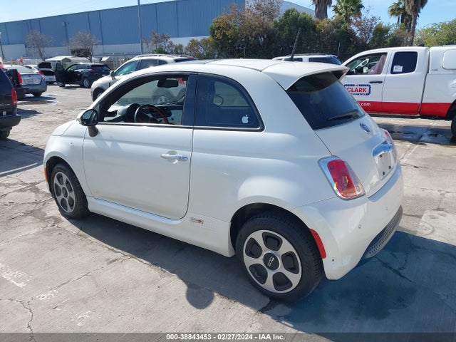 2013 FIAT 500E 3C3CFFGE1DT712546 Photo 2