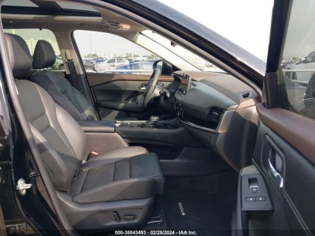 JN8BT3CA7PW424132 Nissan Rogue Sl Fwd