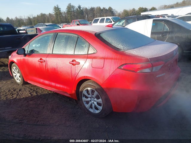 Toyota COROLLA LE 2021 5YFEPMAEXMP152589 Image 3