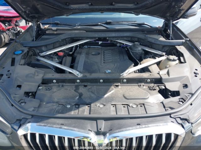 5UXCR4C08M9F65668 BMW X5 Sdrive40i