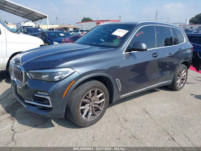 5UXCR4C08M9F65668 BMW X5 Sdrive40i