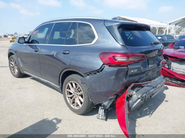 5UXCR4C08M9F65668 BMW X5 Sdrive40i
