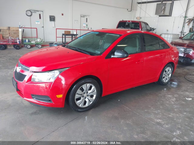 Chevrolet Cruze Ls Auto 2014 1G1PA5SHXE7440455 Image 2