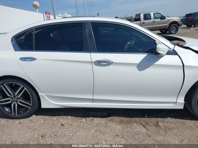 Honda Accord Sport 2017 1HGCR2F55HA212112 Image 14