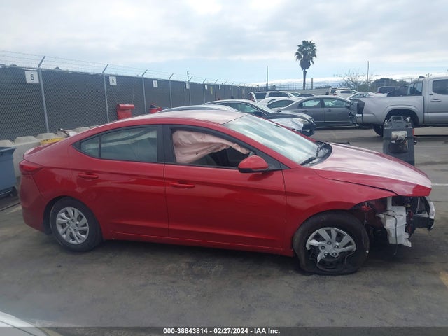 Hyundai ELANTRA SE 2018 5NPD74LF0JH342993 Image 14