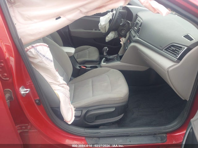 Hyundai ELANTRA SE 2018 5NPD74LF0JH342993 Image 5