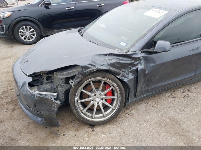 5YJ3E1EC2MF044421 Tesla Model 3 Performance Dual Motor All-wheel Drive