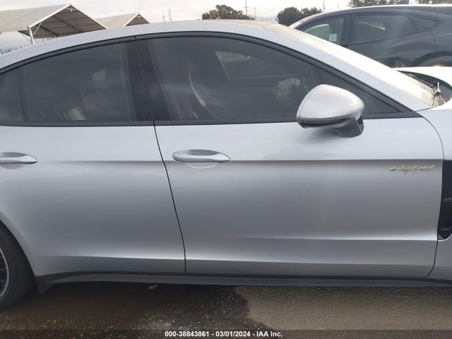 WP0AE2A76JL130765 Porsche Panamera E-hybrid 4