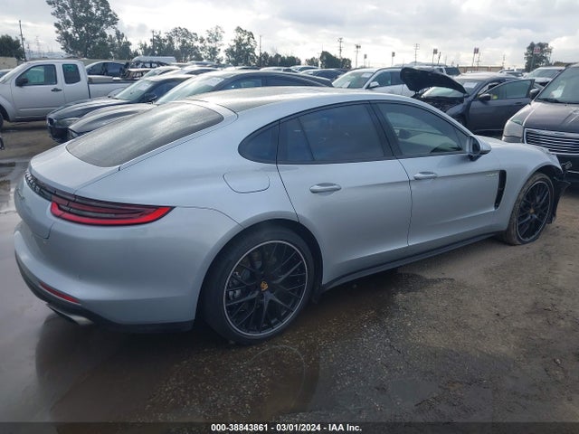 2018 PORSCHE PANAMERA E-HYBRID WP0AE2A76JL130765 Photo 3