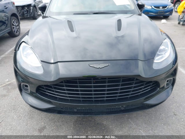Aston Martin DBX 2021 SCFVUJAW4MTV00591 Image 16