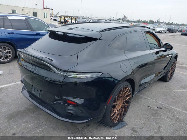 SCFVUJAW4MTV00591 Aston Martin DBX