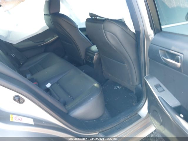 JTHBA1D20K5085837 Lexus IS 300