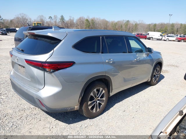 Toyota Highlander Xle 2020 5TDGZRAH0LS024295 Image 4