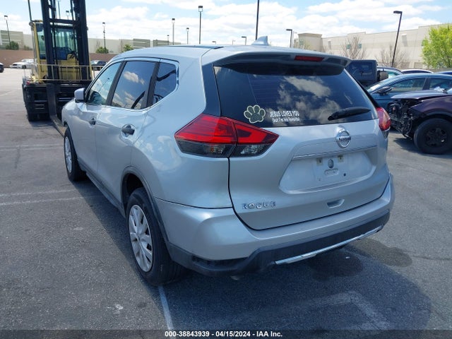 Nissan ROGUE S 2017 KNMAT2MTXHP585135 Image 3