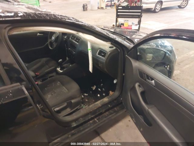 3VW2K7AJ3EM393030 Volkswagen Jetta 2.0l S