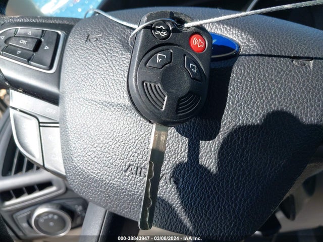Ford FOCUS SE 2018 1FADP3F24JL313470 Image 11