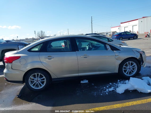 Ford FOCUS SE 2018 1FADP3F24JL313470 Image 13