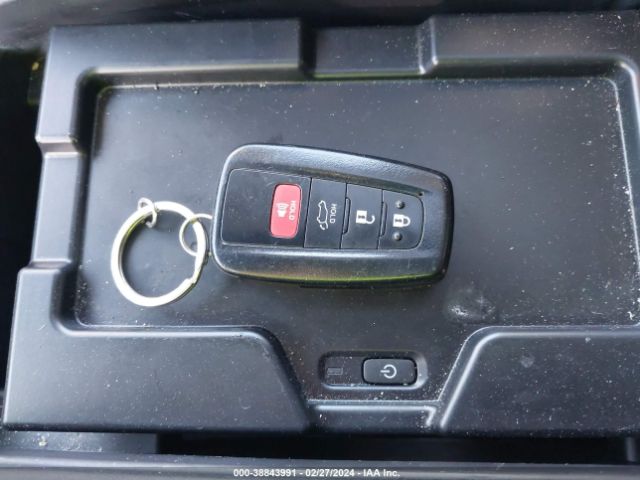 5TDHZRBH9NS166926 Toyota Highlander Xle