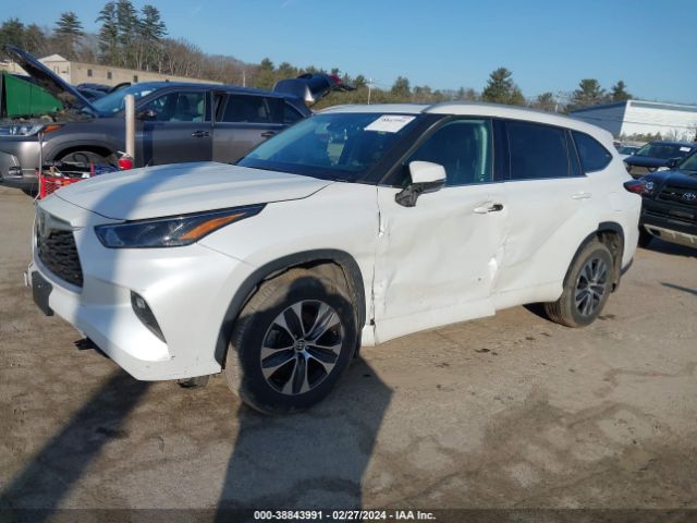 5TDHZRBH9NS166926 Toyota Highlander Xle
