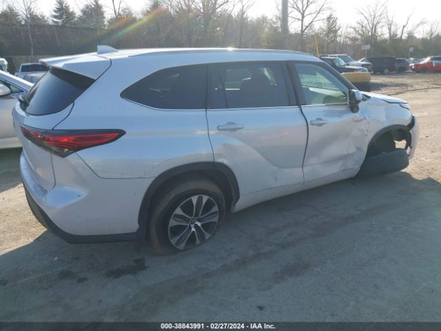 5TDHZRBH9NS166926 Toyota Highlander Xle