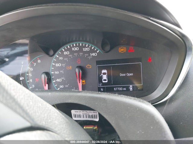 Chevrolet TRAX LS 2019 3GNCJKSB0KL242806 Image 7