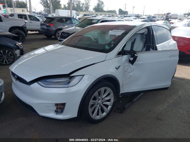 5YJXCAE23JF123574 Tesla MODEL X