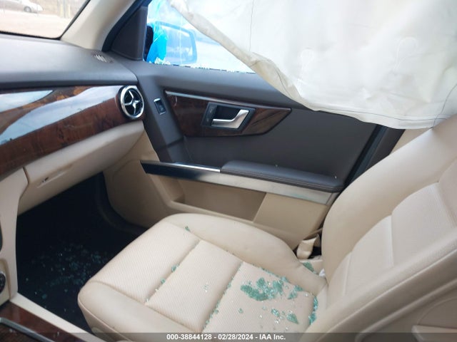 WDCGG8JB4EG285352 Mercedes-Benz Glk 350 4matic