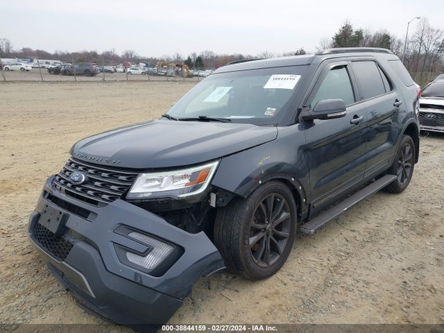 Ford EXPLORER XLT 2017 1FM5K8D80HGB51210 Image 2