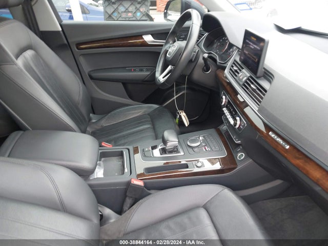 Audi Q5 PREMIUM 2019 WA1ANAFY7K2025231 Image 5