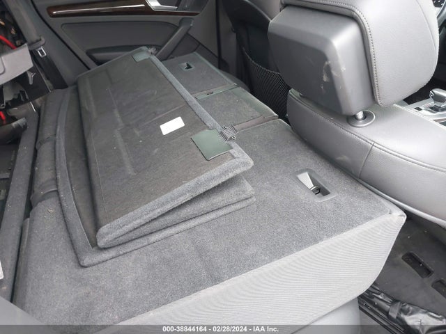 Audi Q5 PREMIUM 2019 WA1ANAFY7K2025231 Image 8