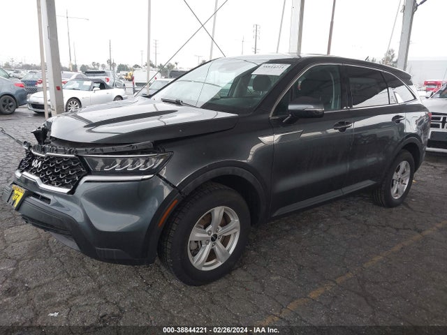 KIA SORENTO LX 2022 5XYRGDLC7NG123585 Image 2