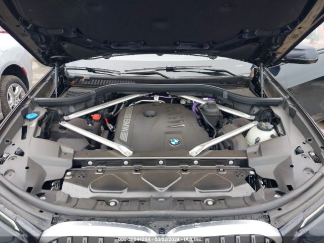 2023 BMW X7 5UX23EM05P9R77629 Photo 9