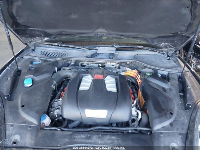 WP1AE2A26FLA52921 Porsche Cayenne E-hybrid S