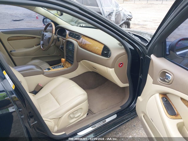 2005 JAGUAR S-TYPE SAJWA01U75HN32087 Photo 4